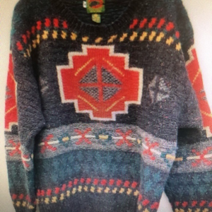Boston Traders pure‎ wool sweater size medium beautiful colors